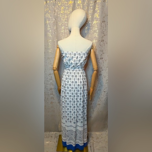 Print Strapless Dress - Picture 3 of 6